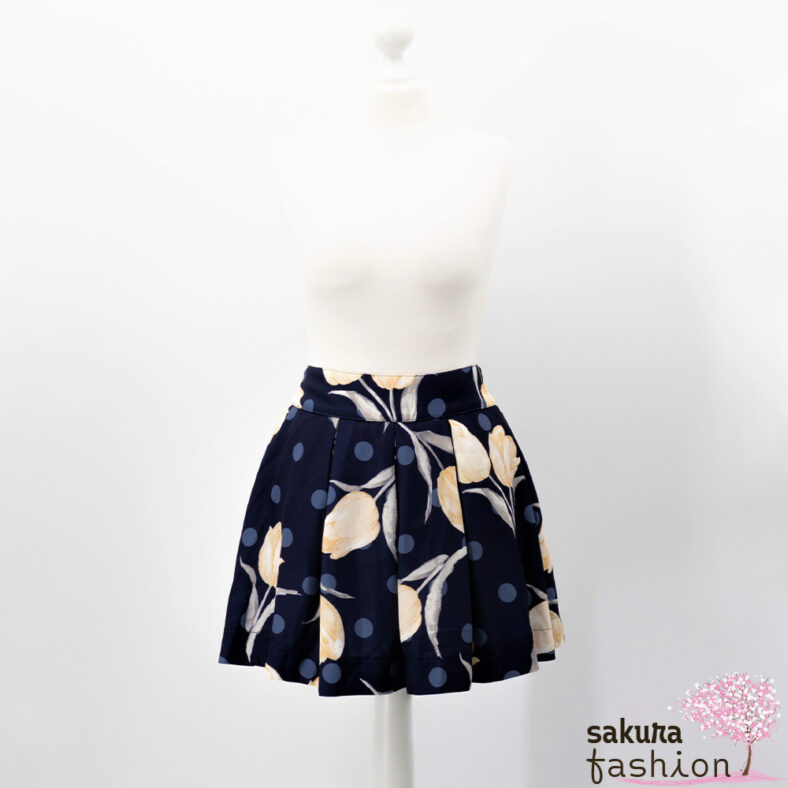 Liz Lisa Culotte Hosenrock Blau Marineblau Punkte Hellblau Blumenmotiv Tulpen Gelb Gürtel Rüschen Japan Kawaii