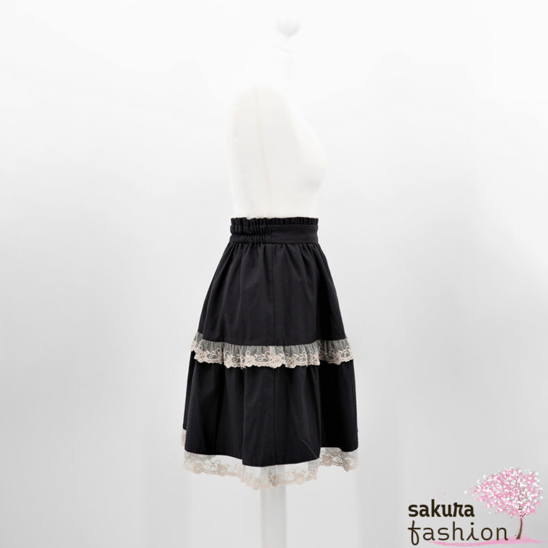 Axes Femme Skirt with floral lace Black Japan Kawaii