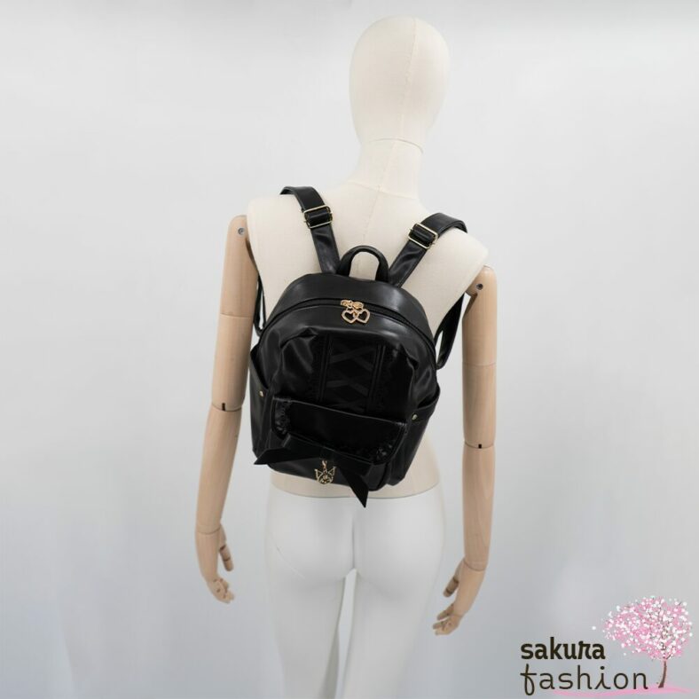 axes femme POETIQUE Kunstlederrucksack Schwarz Mittelgroß Spitze Schnürung Schleife Sanrio Kuromi Metallanhänger Gold Japan Kawaii Feminin kuromi bagpack with charm