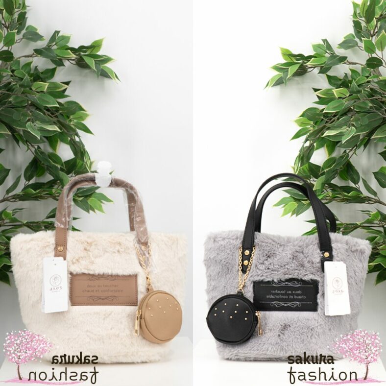 Axes Femme Kunstfelltasche Ecru Weiß Grau Handtasche Kunstlederdetails mini Tasche Portmonee Umhängetasche Japan Kawaii Feminin fur mini tote with pouch ecru grey