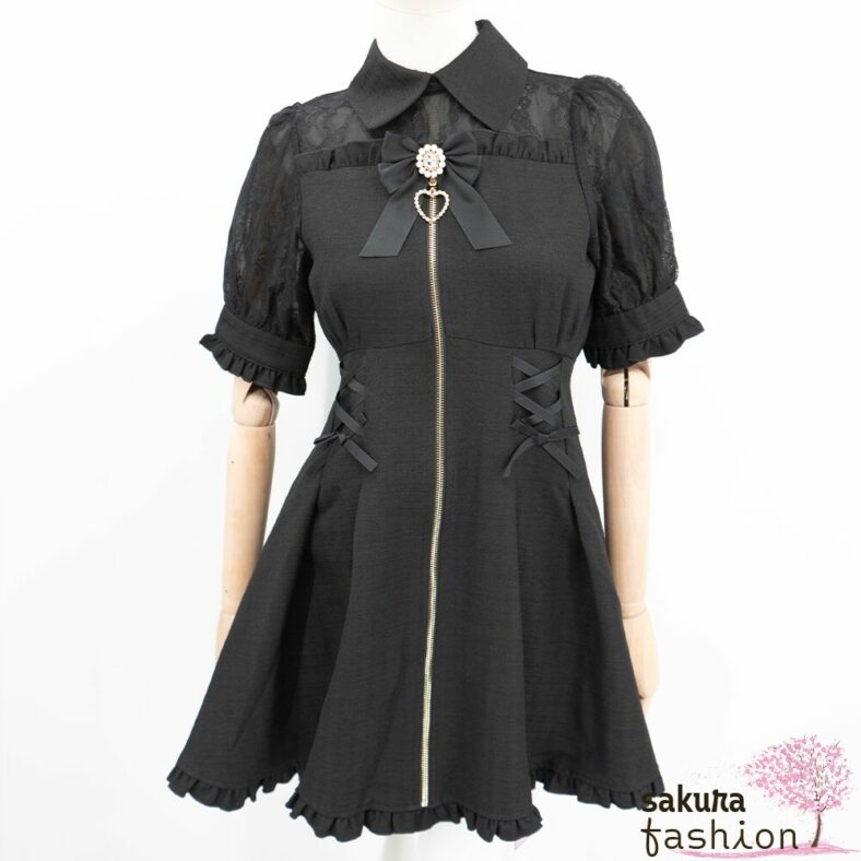 Rojita Kleid Kurz Mini Schwarz Puffärmel Spitze Rüschen Schnürund Schleife Schleifenbrosche Reißverschluss Japan Kawaii front zip dress black