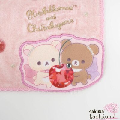 San-X mini Handtuch Weich Rosa Bestickt Chairoikoguma Braun Korilakkuma Weiß Bär Kirschenmotiv Schmuckstein Juwel Japan Kawaii Accessoire mini towel korikog jewel cherry pink