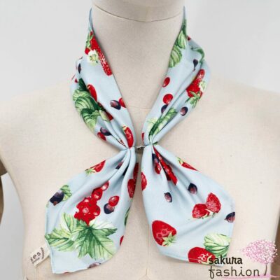 Axes Femme Kleiner Tuchschal Mintgrün Kühlungseffekt Früchtemuster Obstmotiv Magnetverschluss Modisch Japan Kawaii Feminin Accessoire fruits pattern cooling scarf mint green