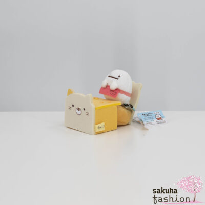 San-X Sumikko Gurashi Stofftier Mini Möbelstück Set Stuhl Tisch Katze Neko Beige Gelb Plüschtier Sammeln Tenori Japan Kawaii hand-held tuffed toy des and chair set cat